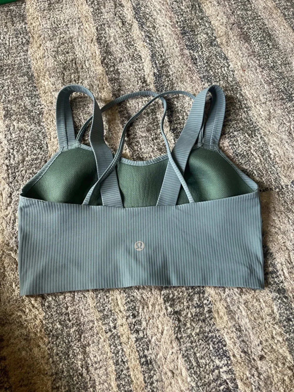 Lululemon sports bra - Picture 2 of 5